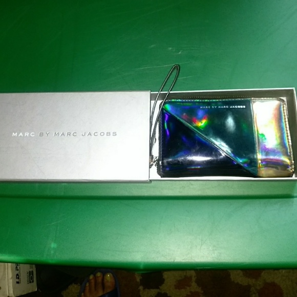 Marc Jacobs Handbags - Marc Jacobs wallet